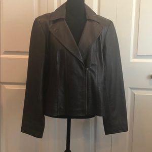 Brown leather blazer jacket, zip front -23” long